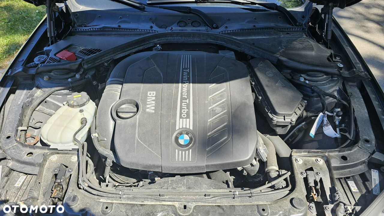 BMW Seria 3 - 16