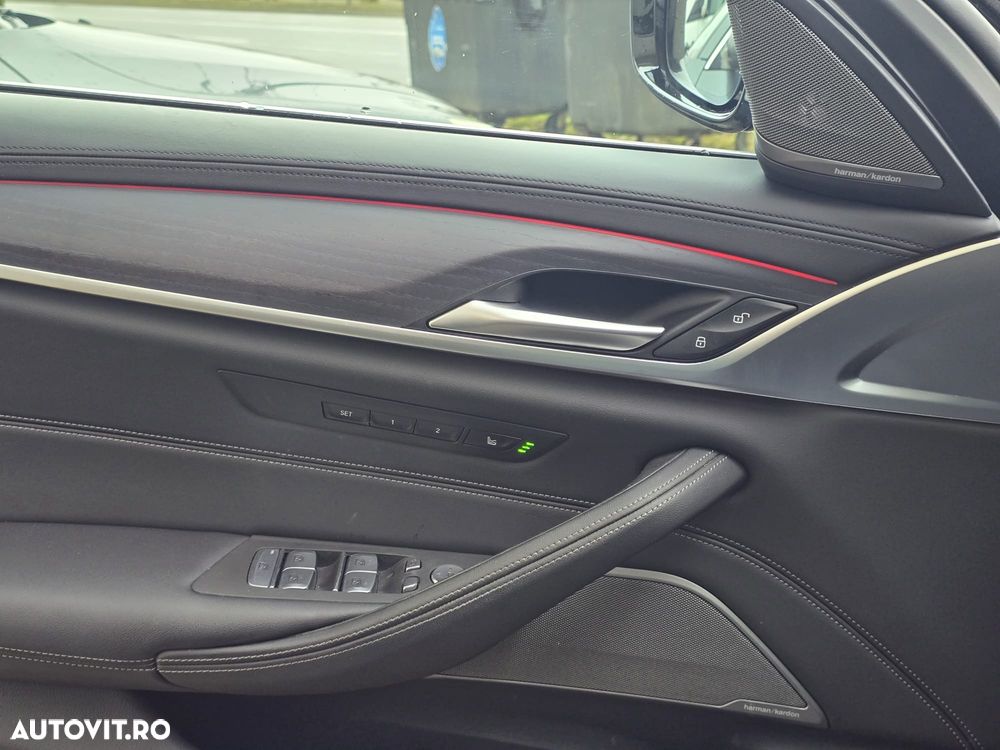 BMW Seria 5 530e xDrive AT PHEV - 19
