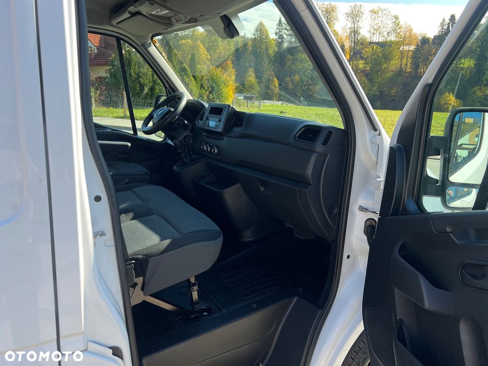 Renault Master - 22