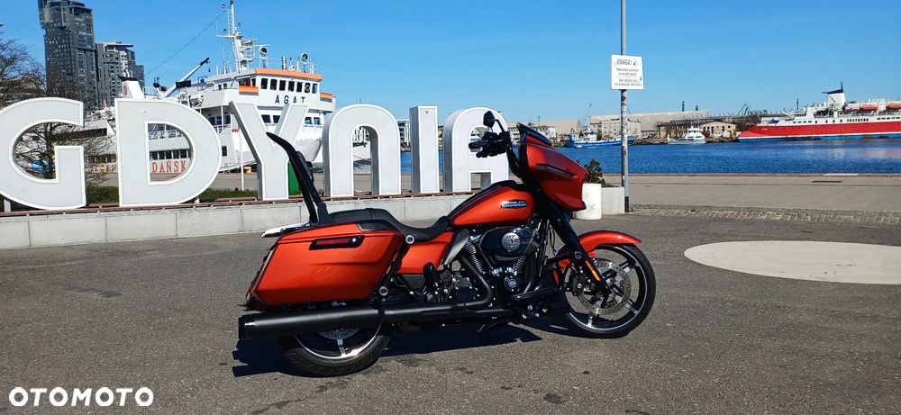 Harley-Davidson Touring Street Glide - 3