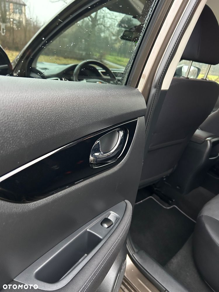 Nissan Qashqai 1.5 dCi Tekna - 19
