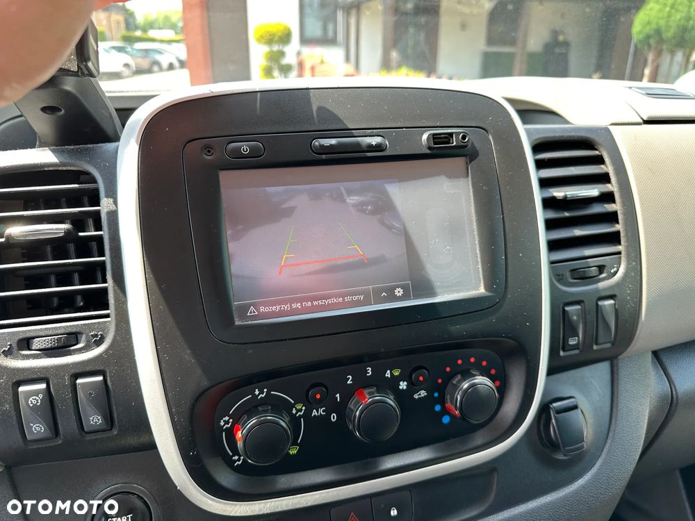 Renault Trafic - 14