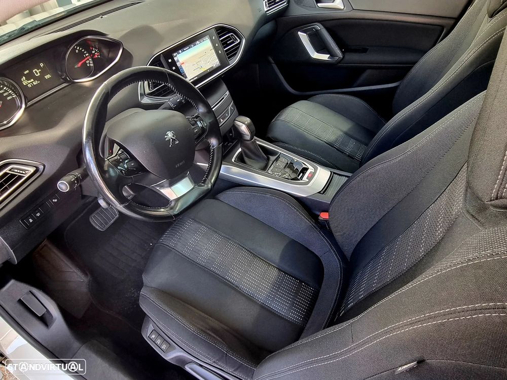 Peugeot 308 SW 1.6 BlueHDi Allure J17 EAT6 - 11