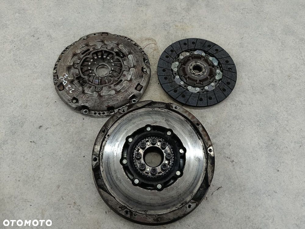 KOŁO DWUMASOWE KOMPLETNE TOYOTA COROLLA VERSO II 31250-05220 3121005080A - 7