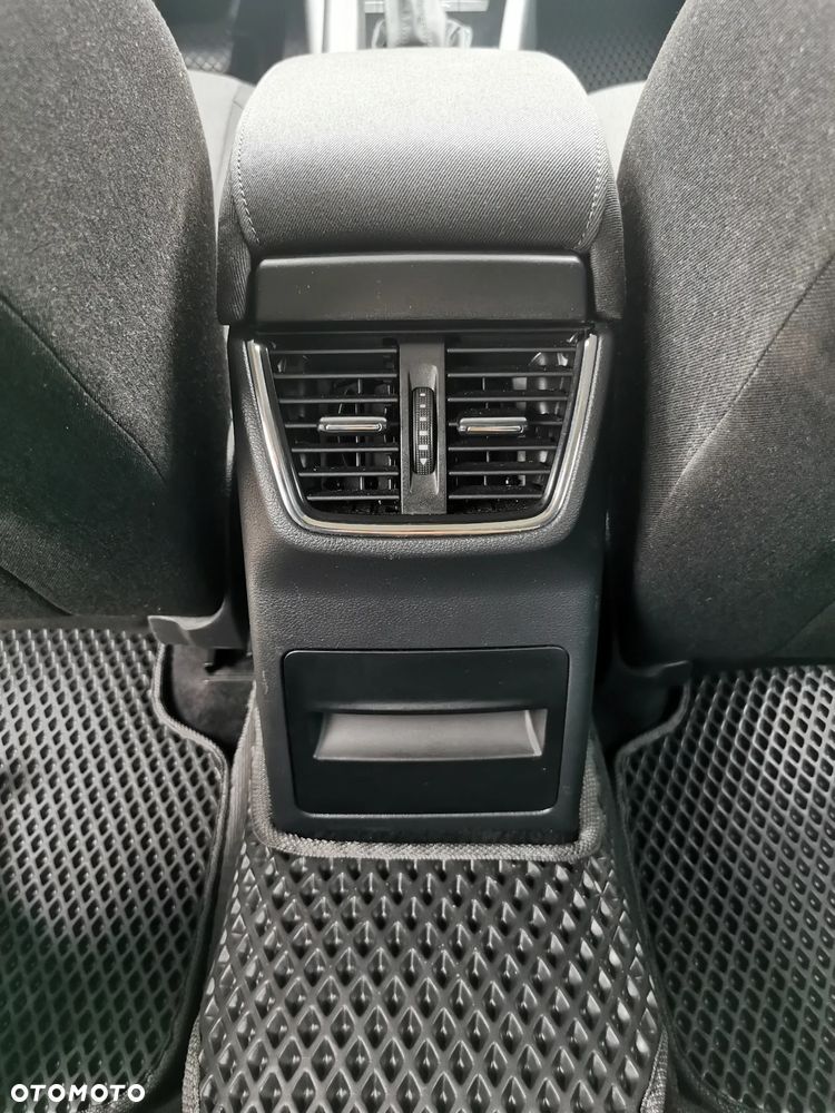Skoda Octavia 2.0 TDI SCR Style DSG - 24