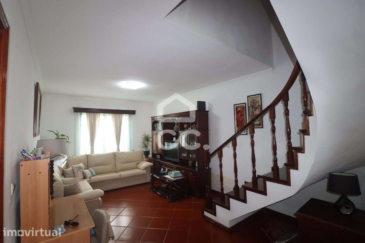 Moradia com 3 Quartos - Matriz - Ribeira Grande - Grande imagem: 3/32