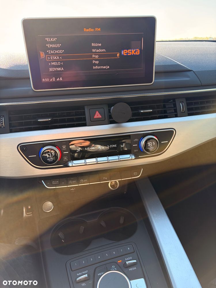 Audi A4 Avant 35 TDI S tronic - 12