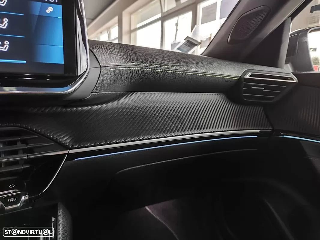 Peugeot 2008 1.2 PureTech GT Pack EAT8 - 39