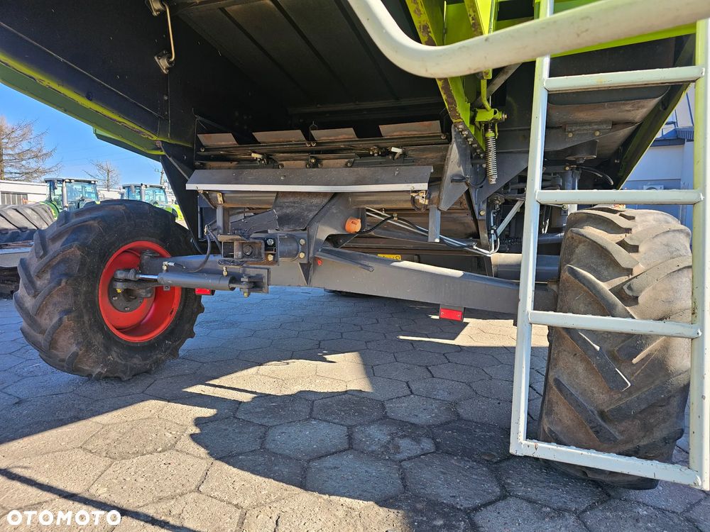 Claas Medion 310 - 6