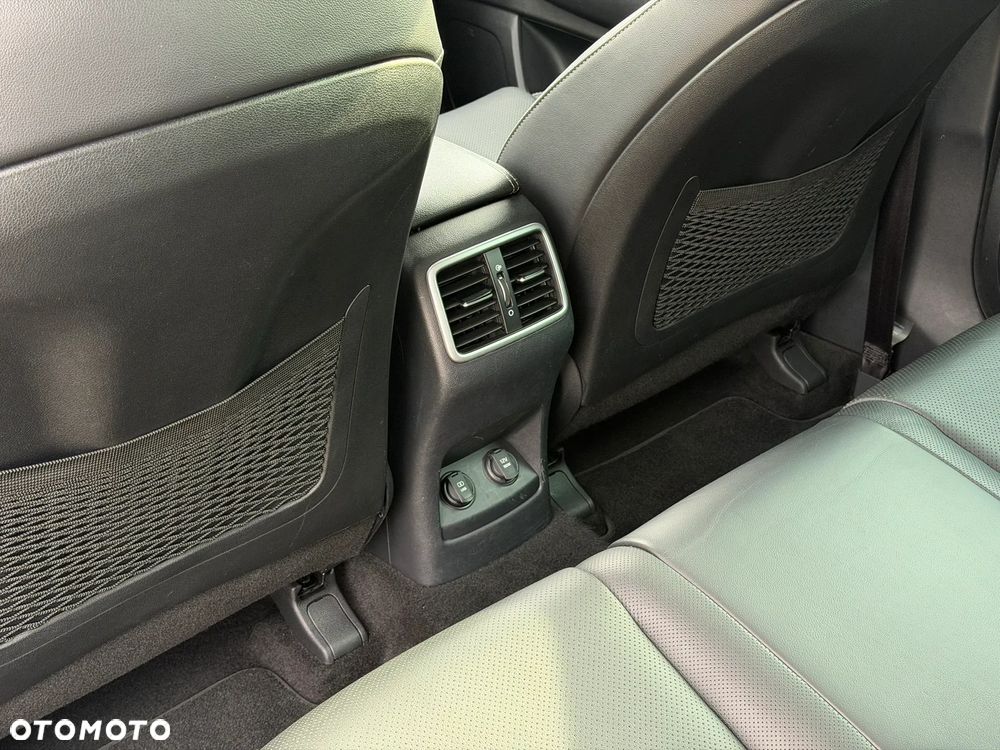 Kia Sportage - 36