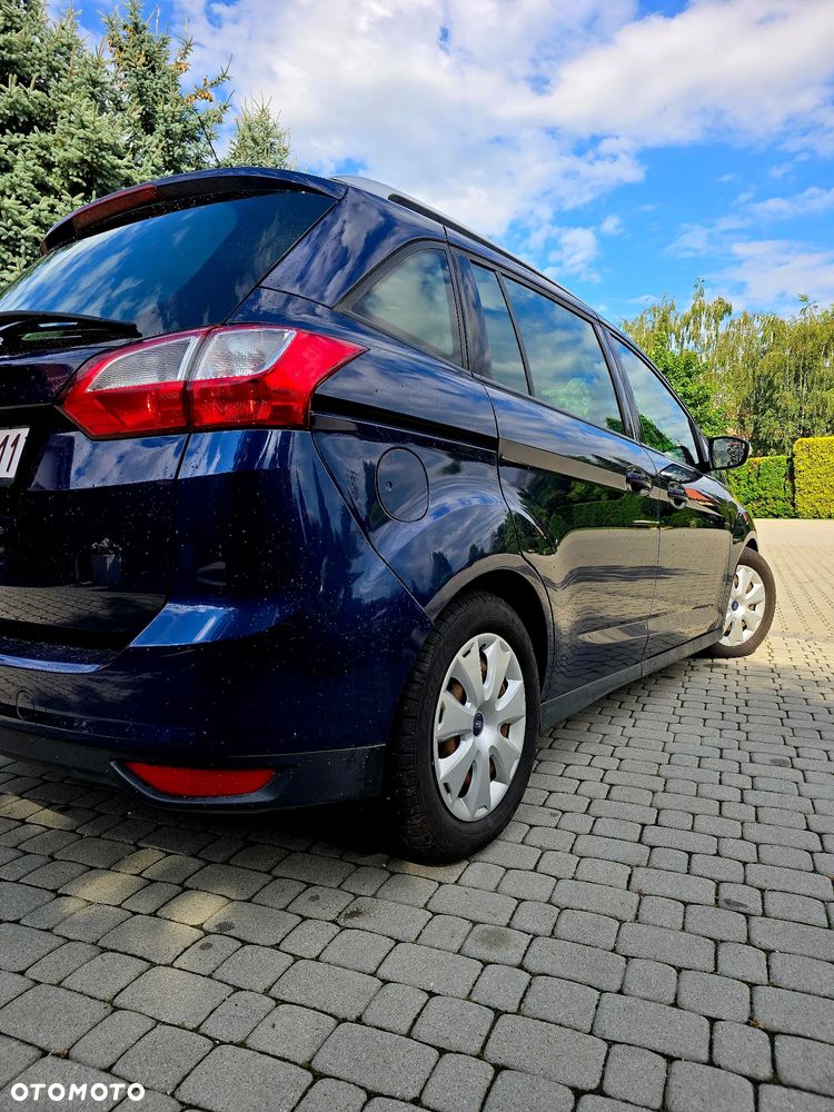 Ford Grand C-MAX - 14