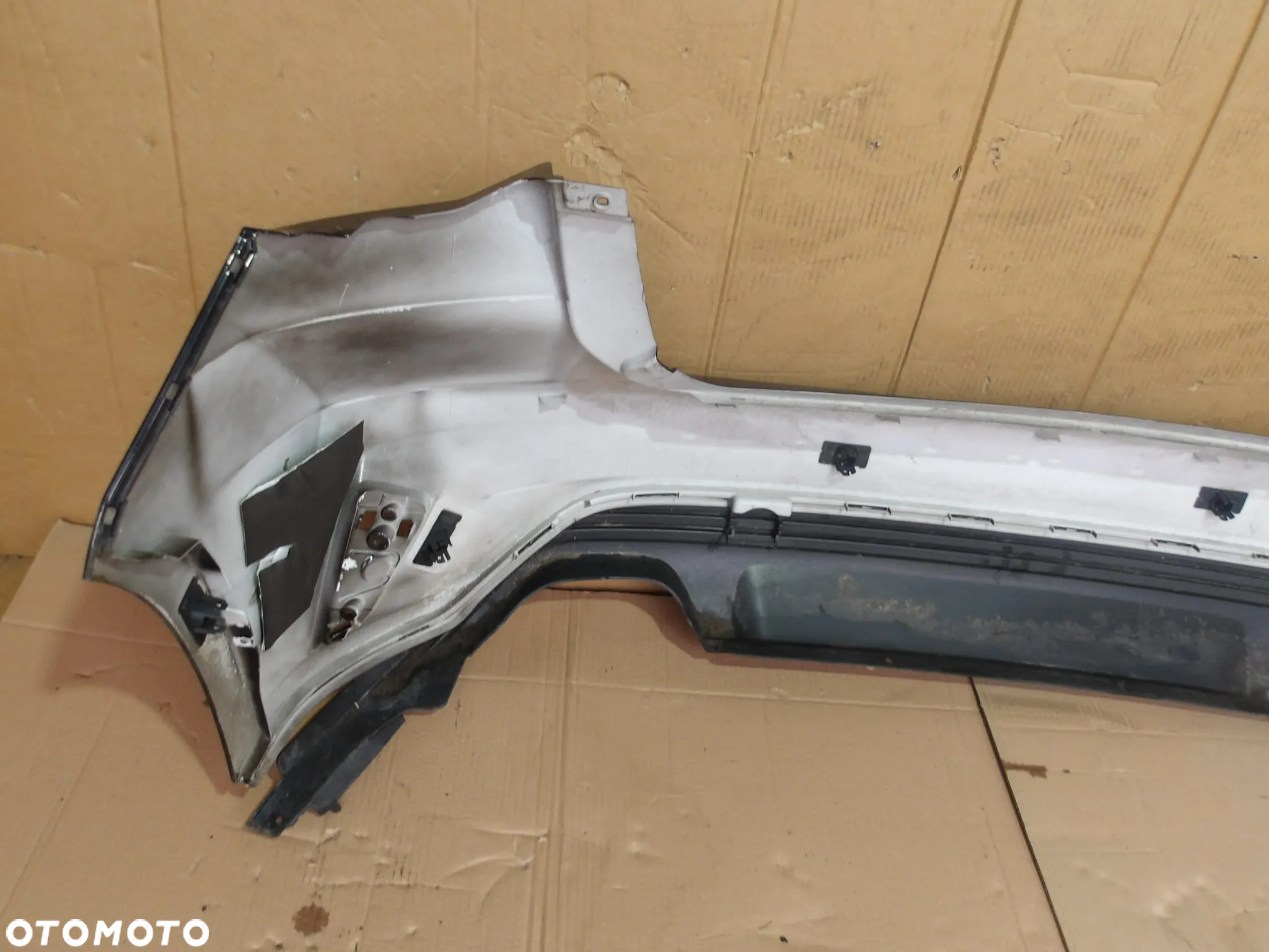 ZDERZAK TYLNY TYL FORD FOCUS MK4 HB ST 6PDC - 10