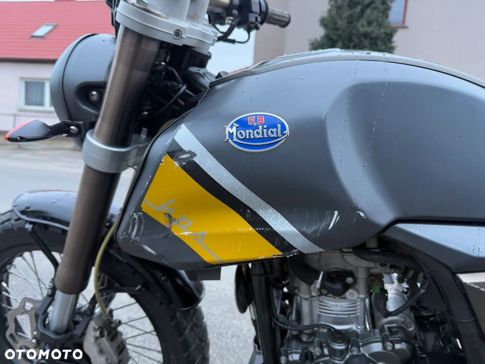 Mondial HPS 125 - 15