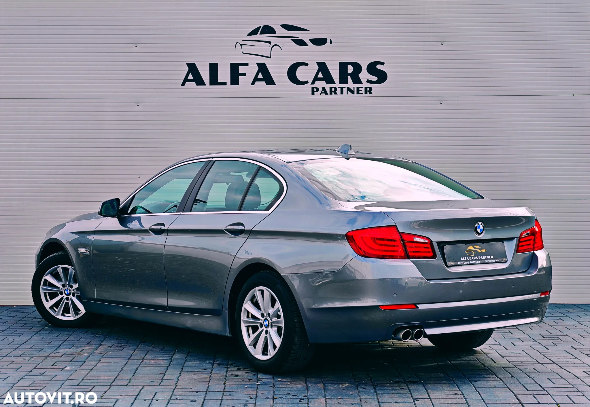 BMW Seria 5 520d - 7