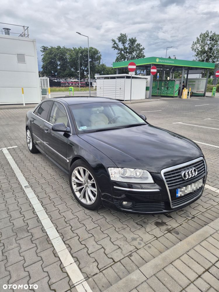 Audi A8 4.2 TDI Quattro - 2