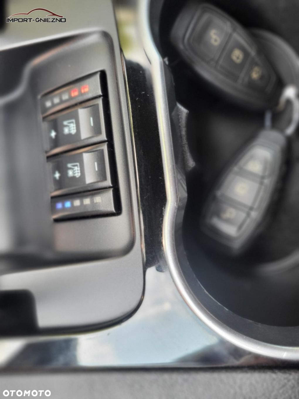 Ford S-Max - 26