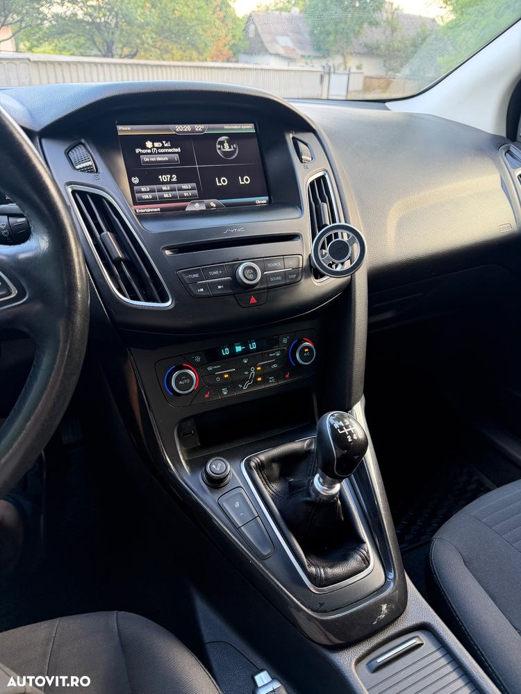 Ford Focus 1.5 TDCi Trend - 6