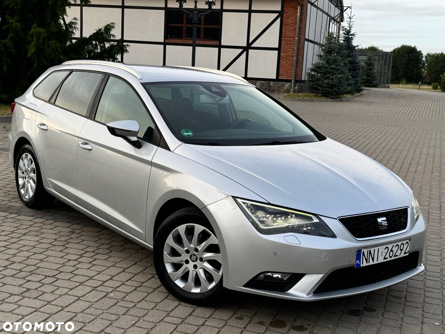 Seat Leon 1.6 TDI Style S&S DSG - 11