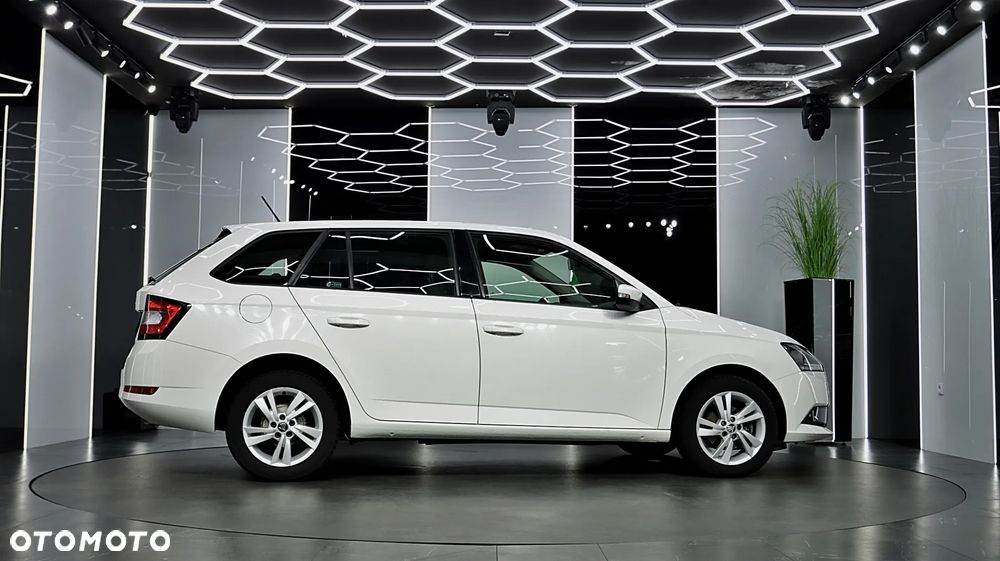 Skoda Fabia 1.0 TSI Ambition - 10