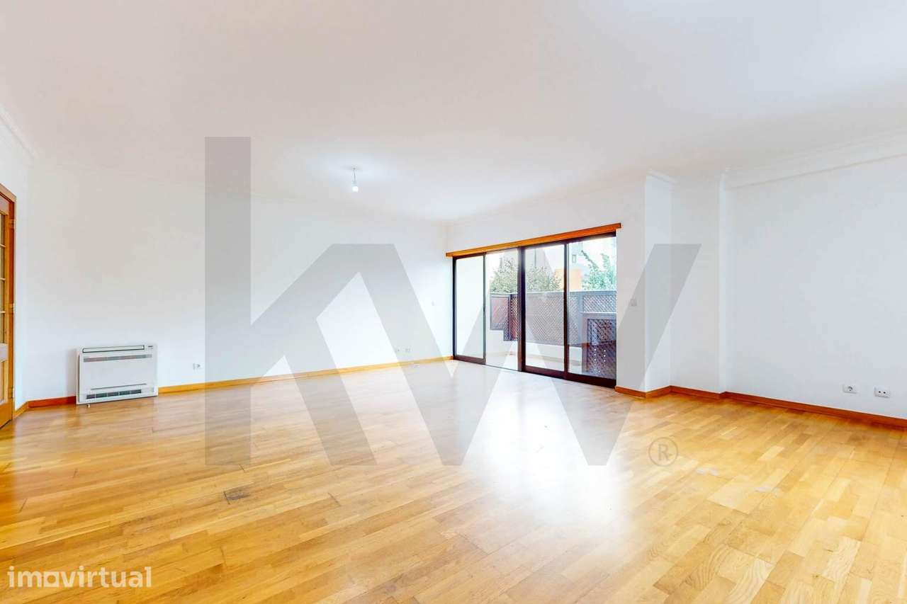 Apartamento T4 com mais de 170m2 úteis com garagens e pronto a entrar - Grande imagem: 5/31