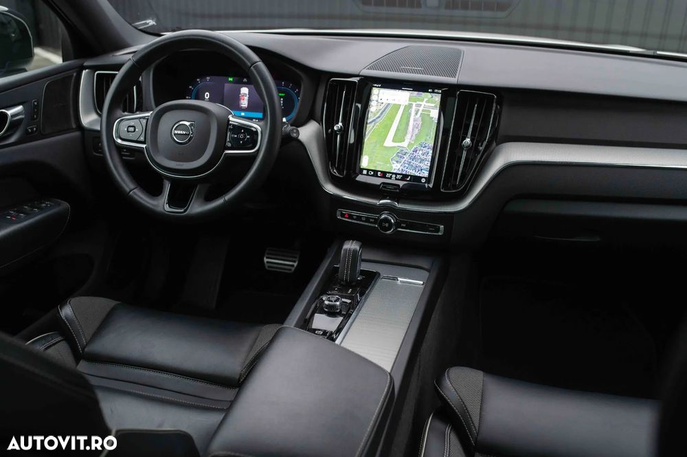 Volvo XC 60 T6 AWD Recharge Geartronic RDesign - 8