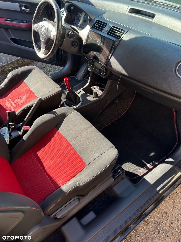 Suzuki Swift 1.6 Sport - 8