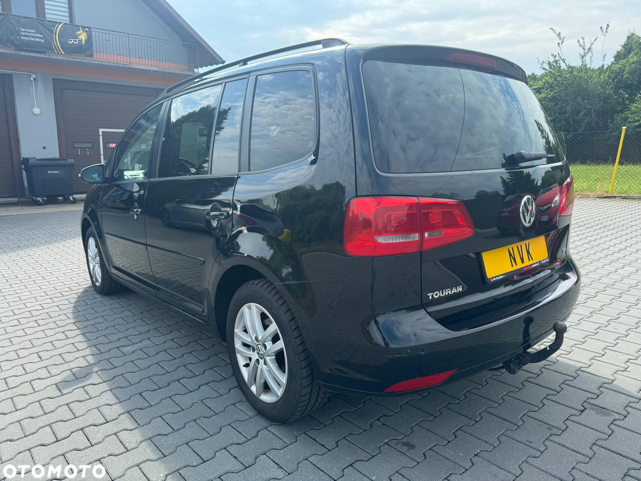 Volkswagen Touran 1.4 TSI Comfortline - 10