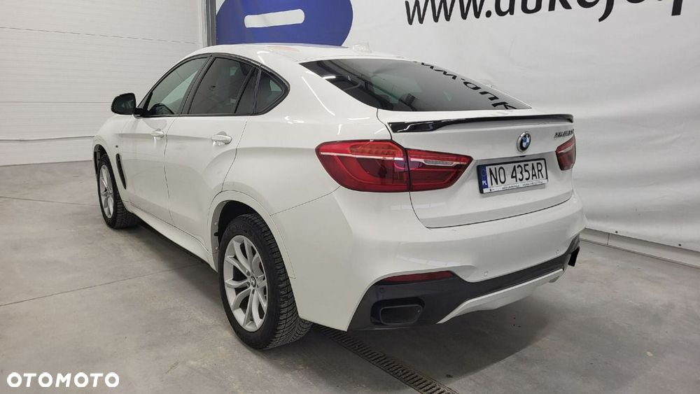 BMW X6M - 8