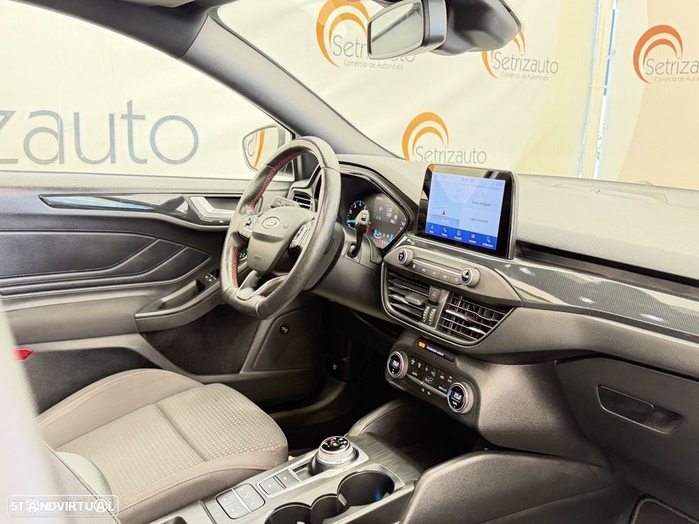 Ford Focus 1.0 EcoBoost ST-Line Aut. - 11