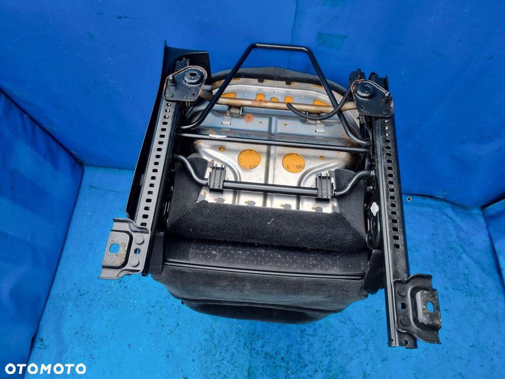 FORD FIESTA V FOTEL PASAŻERA - 6