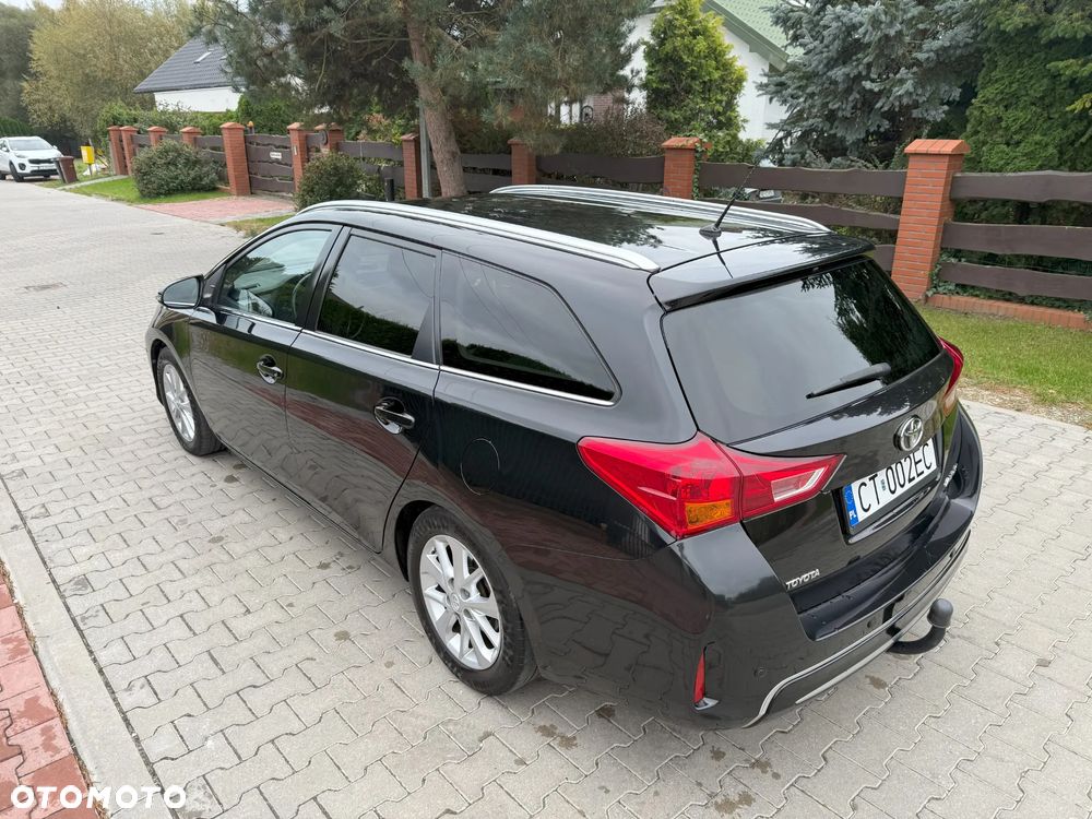 Toyota Auris 2.0 D-4D Executive - 15