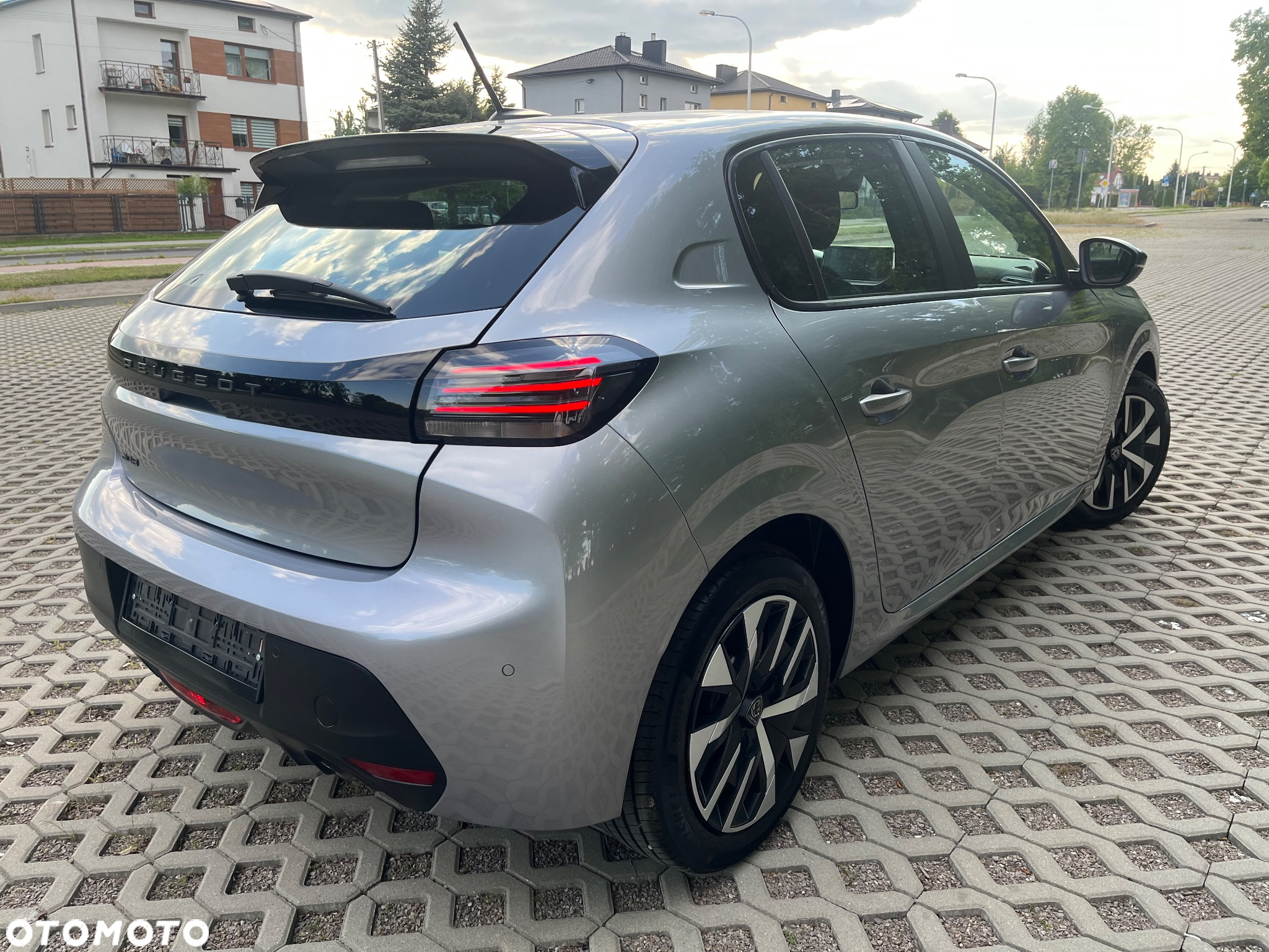 Peugeot 208 1.2 PureTech Active S&S - 17