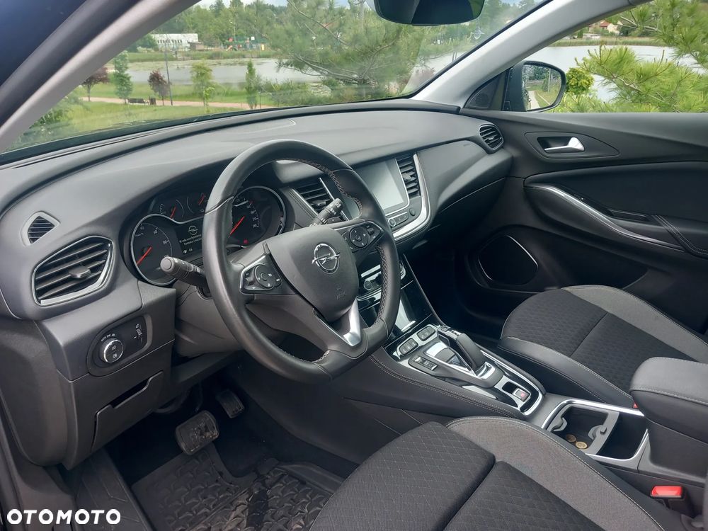 Opel Grandland X 1.6 T PHEV 4x4 Edition Business - 17