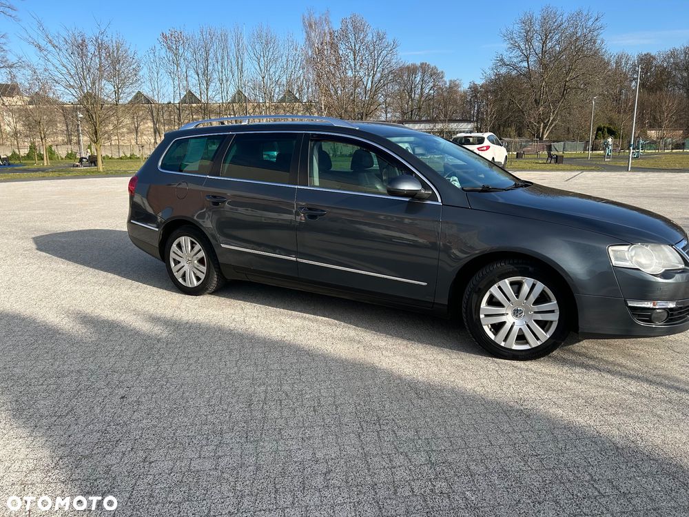 Volkswagen Passat 2.0 TDI DSG Highline - 2