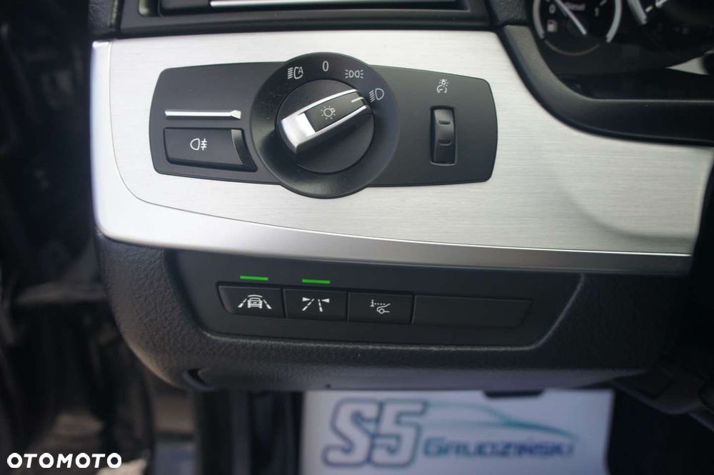 BMW Seria 5 - 11