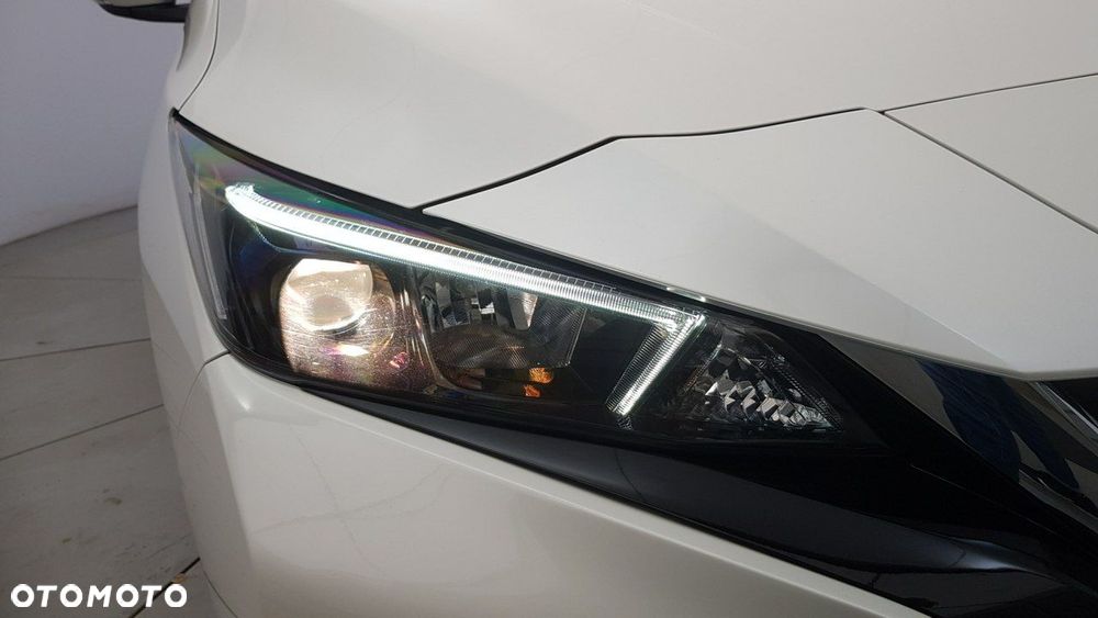 Nissan Leaf - 11