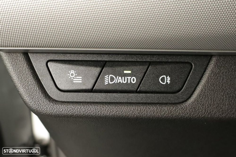 BMW 218 Active Tourer i Auto - 17