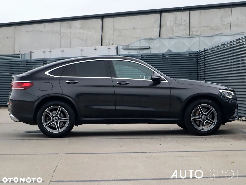 Mercedes-Benz GLC 200 4Matic 9G-TRONIC AMG Line - 8
