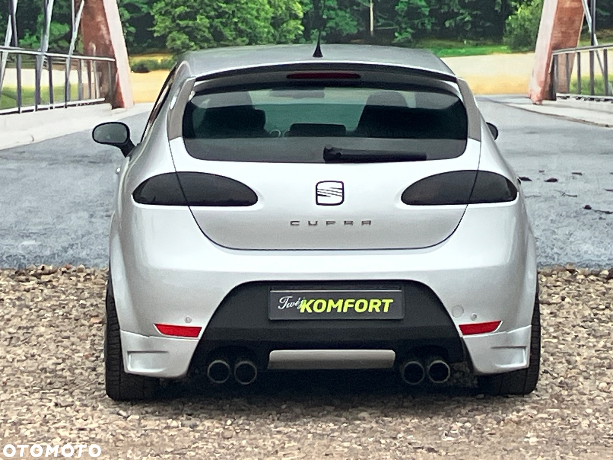 Seat Leon 2.0 T FSI Cupra - 11