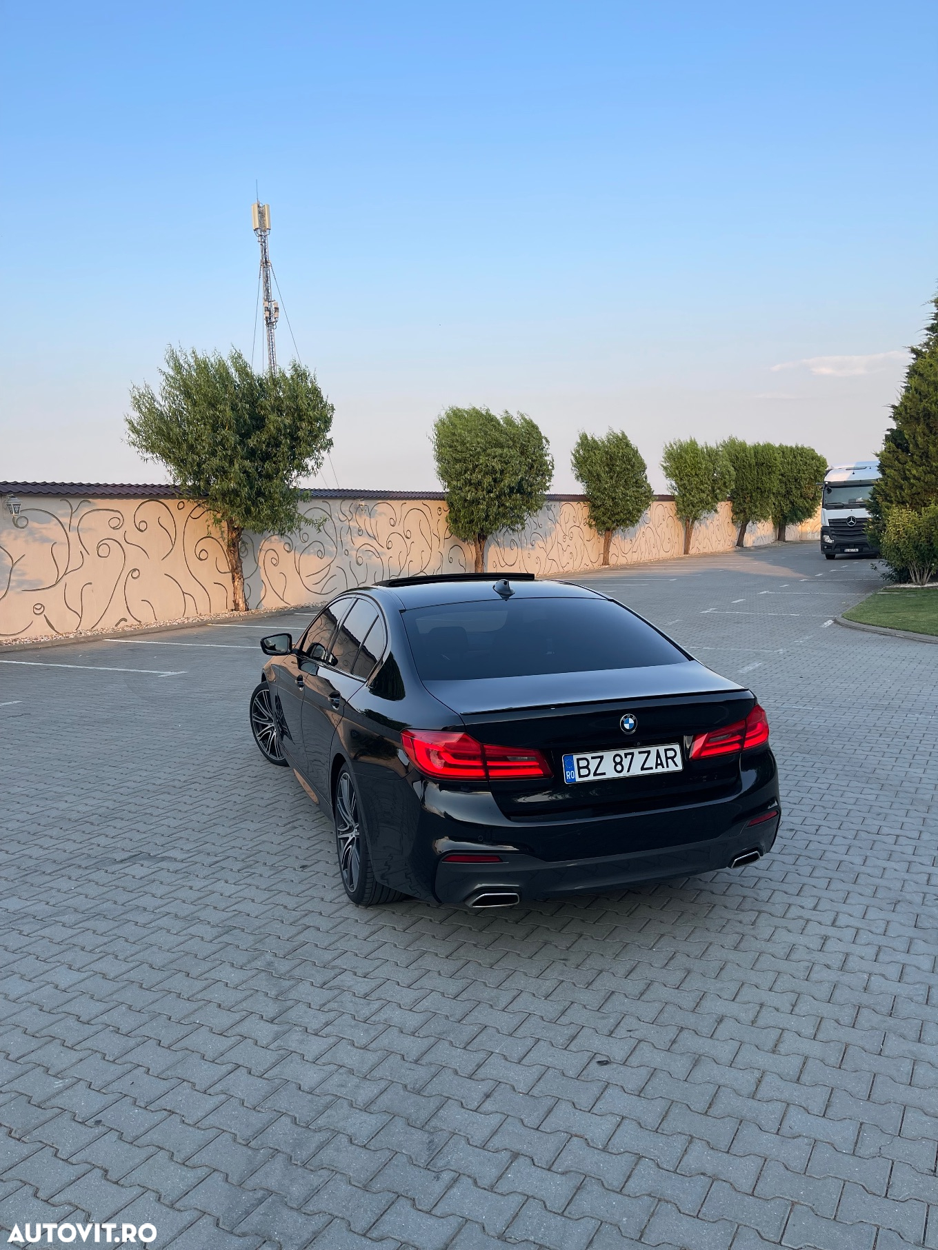 BMW Seria 5 540i Aut. - 4