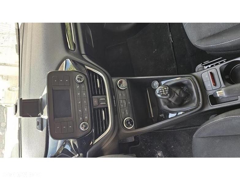 Ford Fiesta - 22