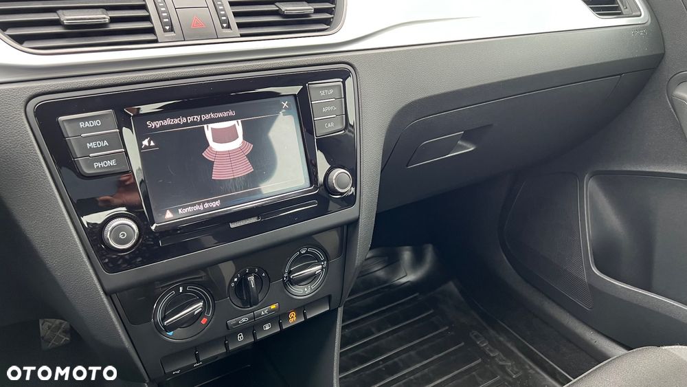 Skoda RAPID 1.6 TDI DPF Ambition - 13
