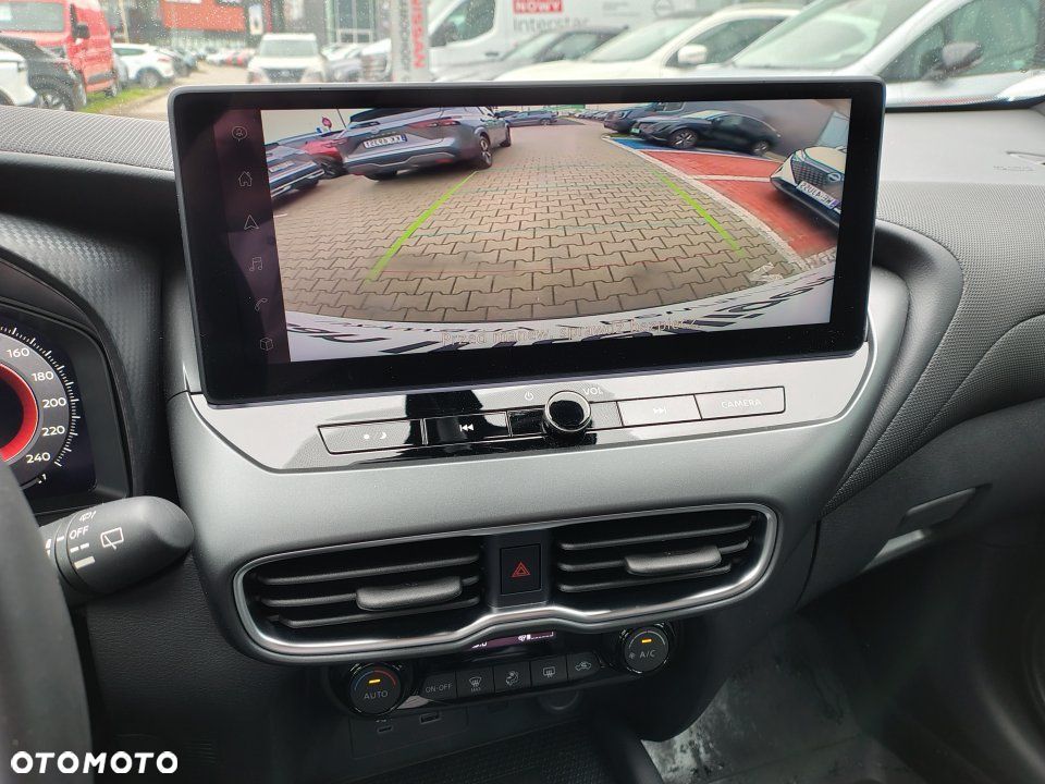 Nissan Juke - 11