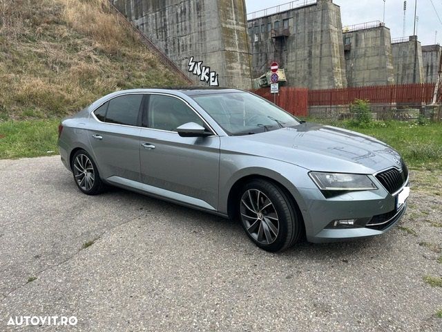 Skoda Superb 2.0 TDI 4X4 DSG L&K - 4