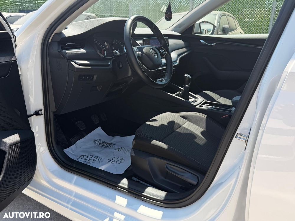 Skoda Octavia 2.0 TDI Style - 16