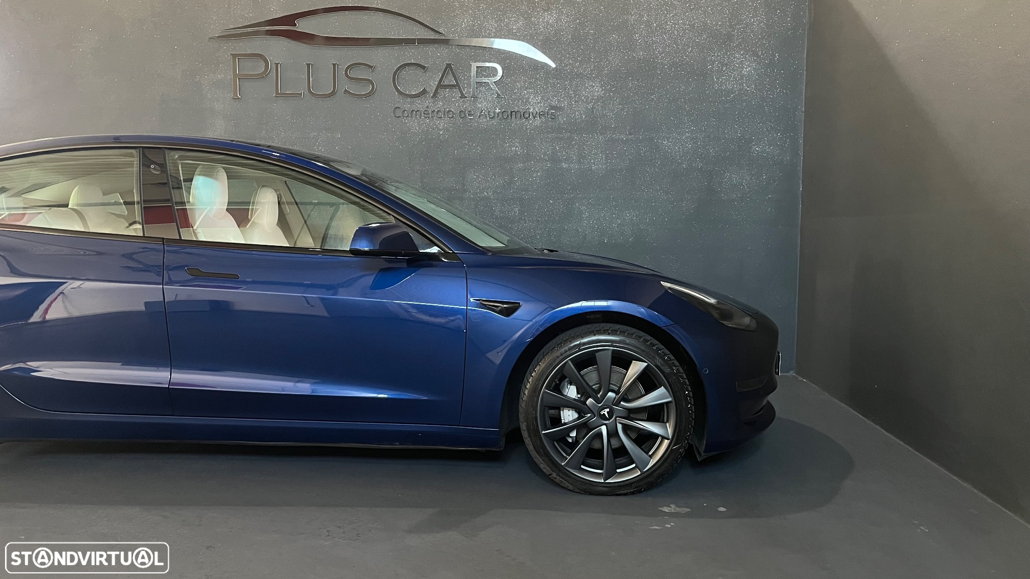 Tesla Model 3 Long-Range Dual Motor AWD - 16