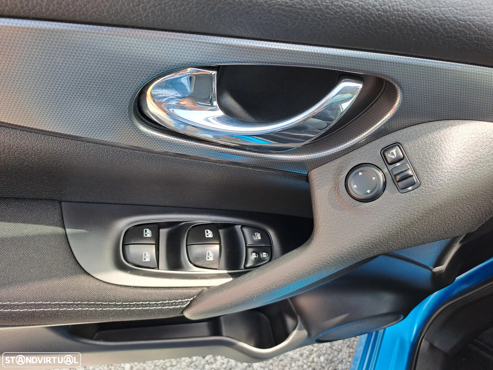 Nissan Qashqai 1.5 dCi N-Connecta 18 - 15