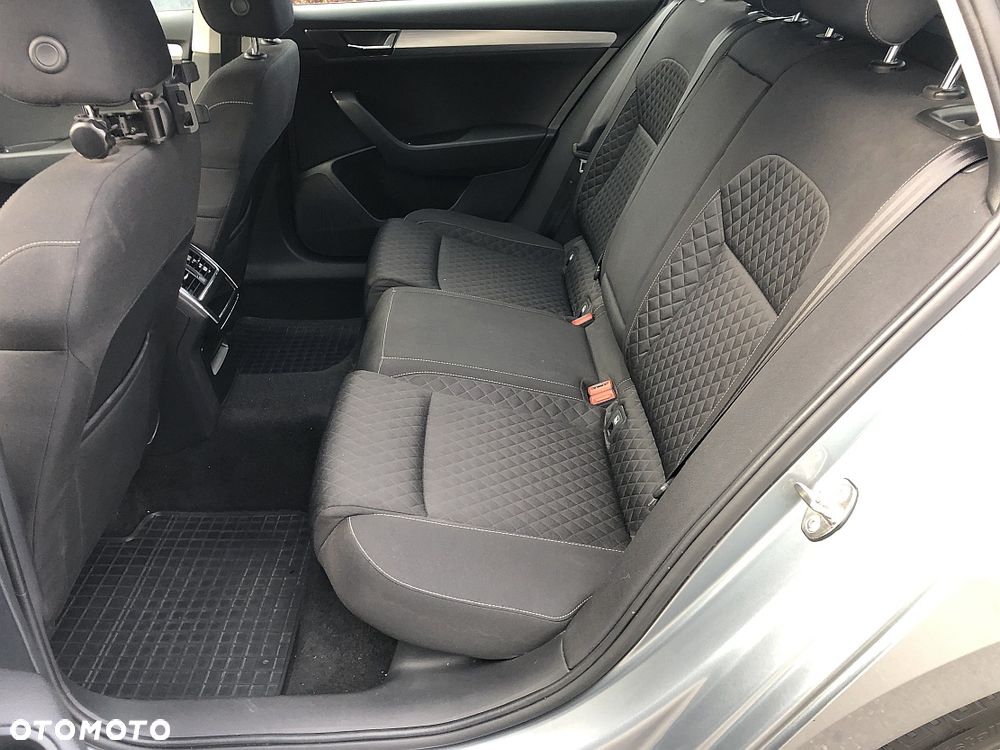 Skoda Superb 2.0 TDI SCR Style DSG - 12