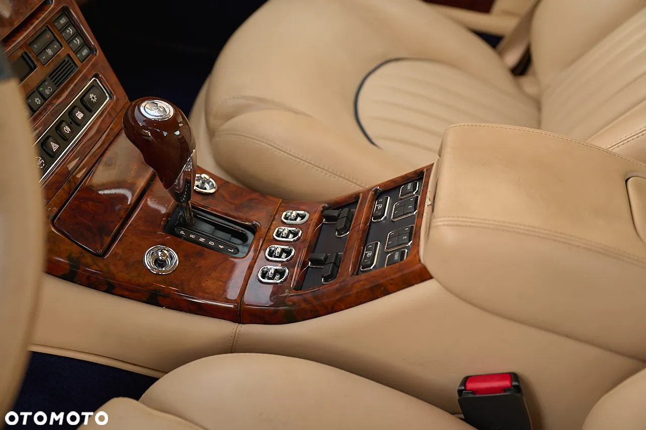 Bentley Arnage - 22