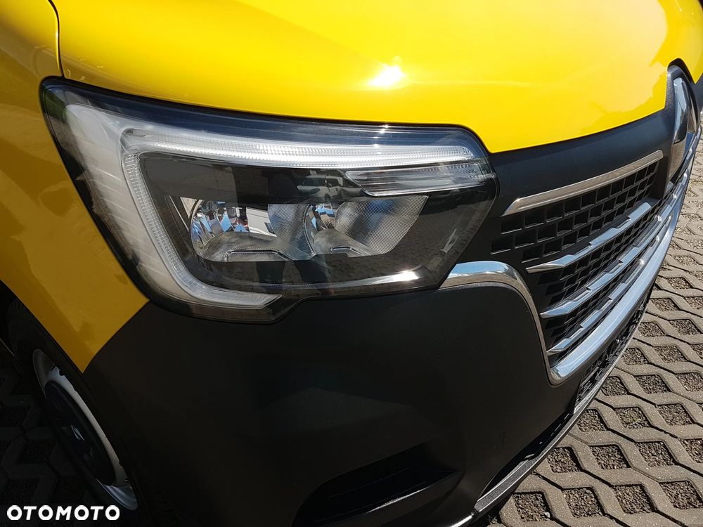 Renault MASTER KONTENER 8EP 4,22x2,24x2,24 KLIMA KRAJOWY MANUAL  6-BIEGÓW - 32